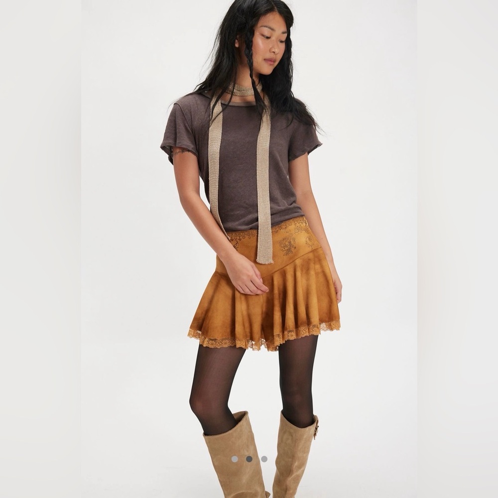 NWT Free People x Nigel Preston Ruffle Suede Shorts
